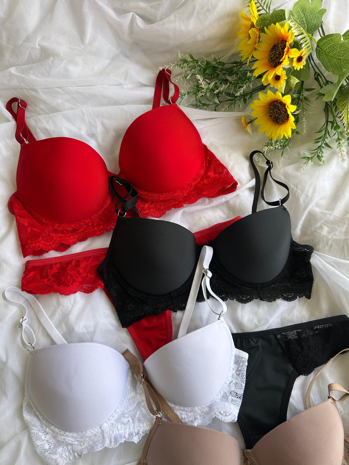 Conjunto MINA(encaje-laycra)